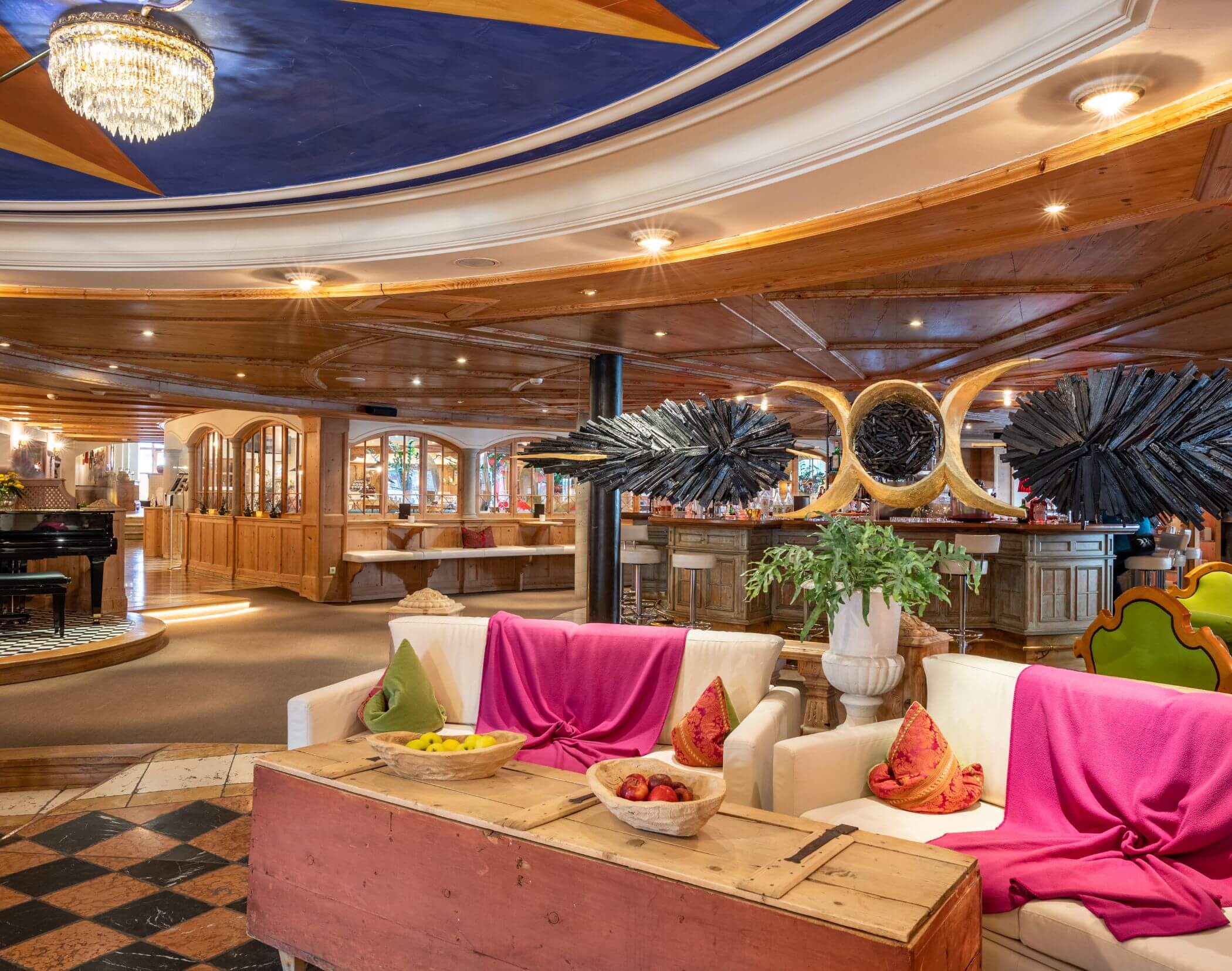 Salone - Hotel Mirabell Dolomites 5 stelle a Valdaora