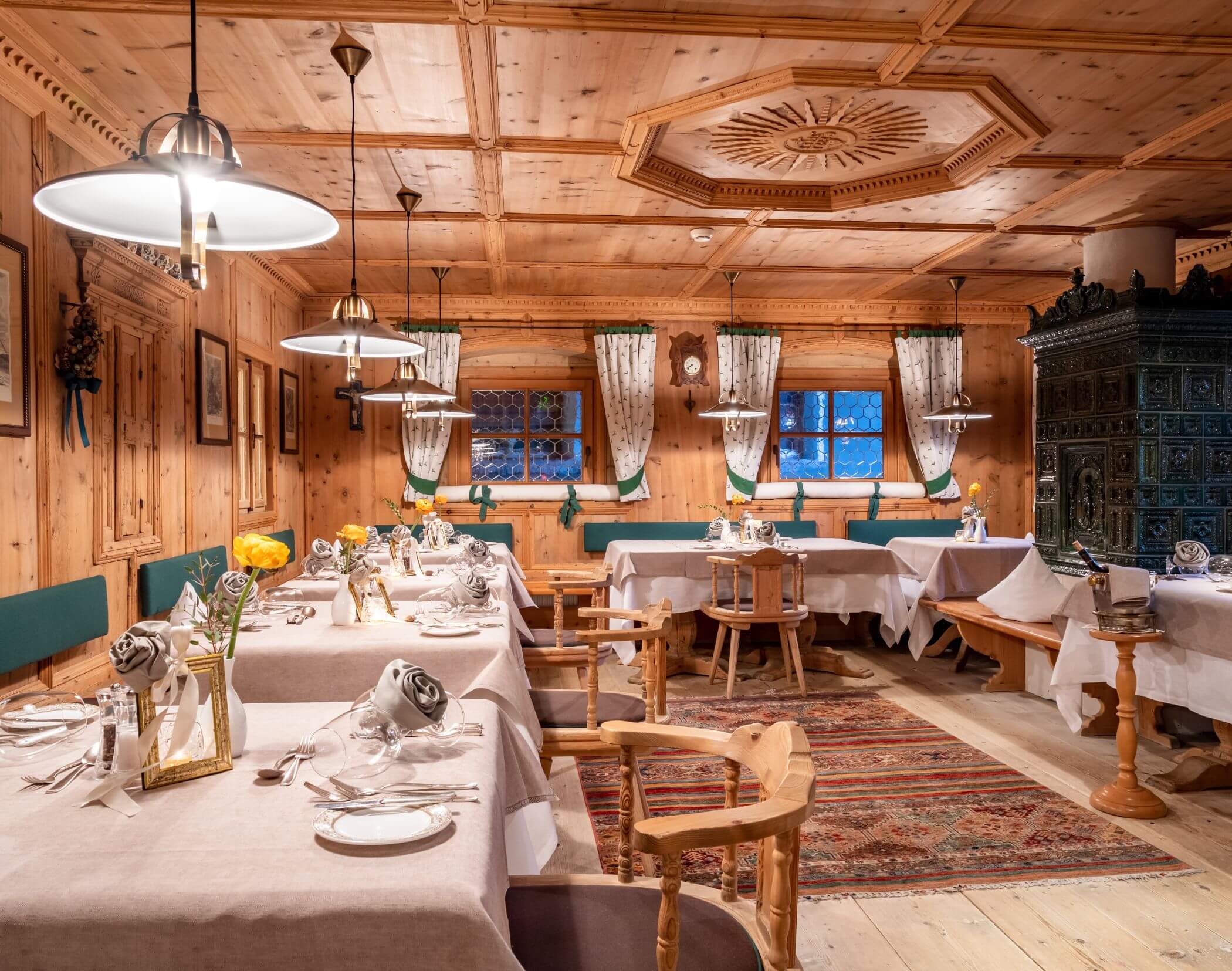 Mangiare in sala da pranzo - Hotel Mirabell Dolomites 5 stelle a Valdaora