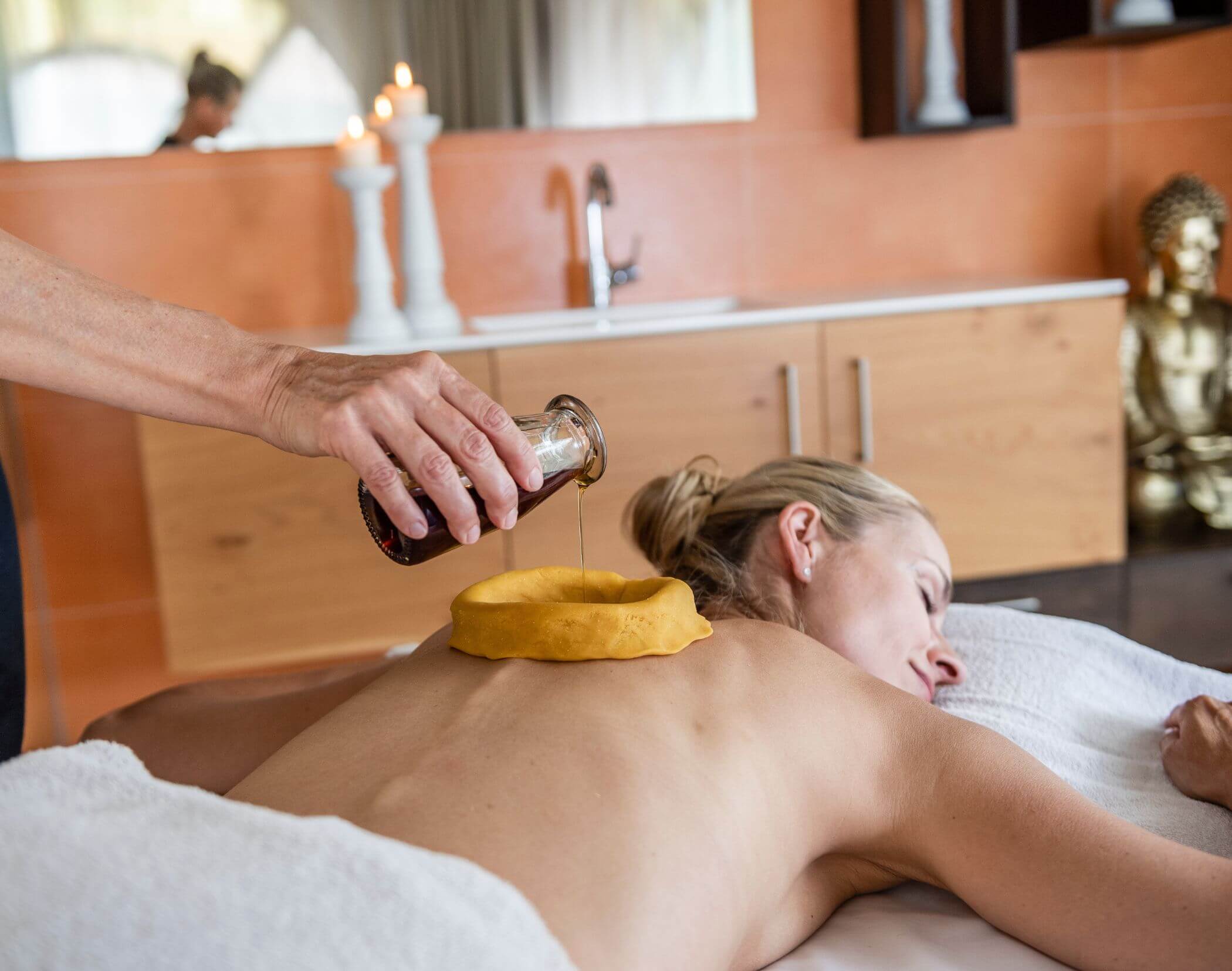 Ayurveda massaggio - Hotel Mirabell Dolomites 5 stelle a Valdaora