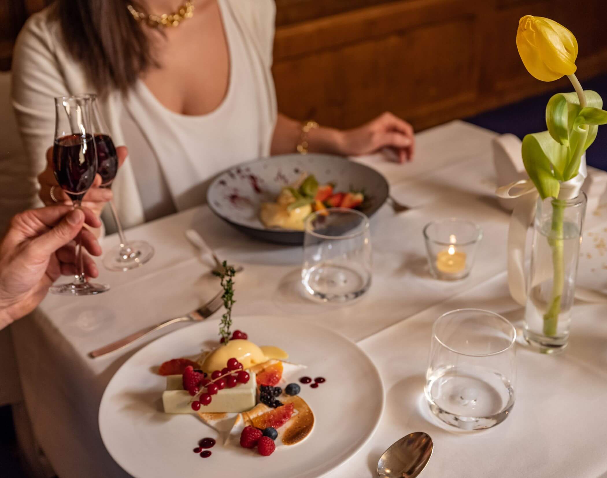 Vino con cibo - Hotel Mirabell Dolomites 5 stelle a Valdaora