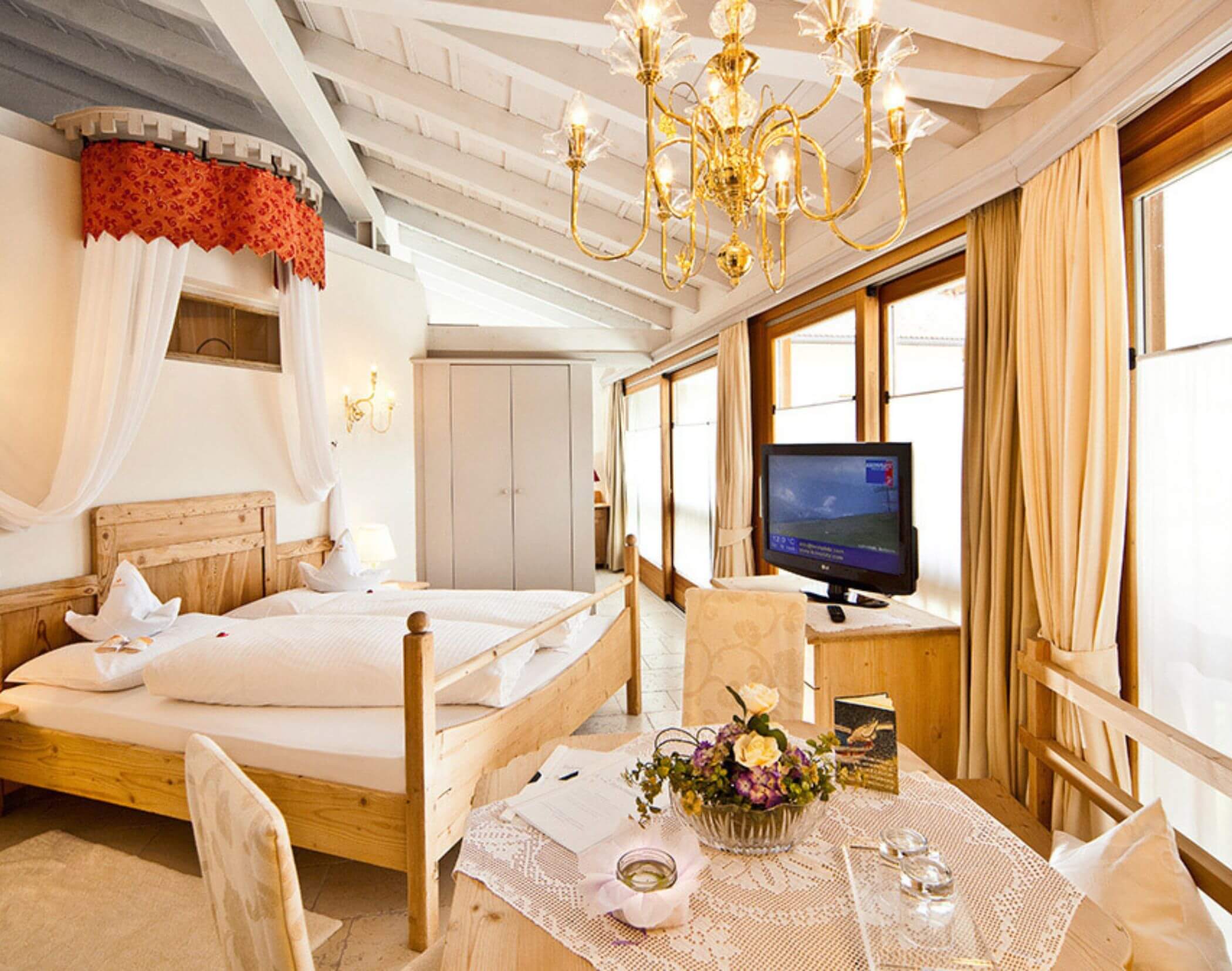 Camera - Hotel Mirabell Dolomites 5 stelle a Valdaora