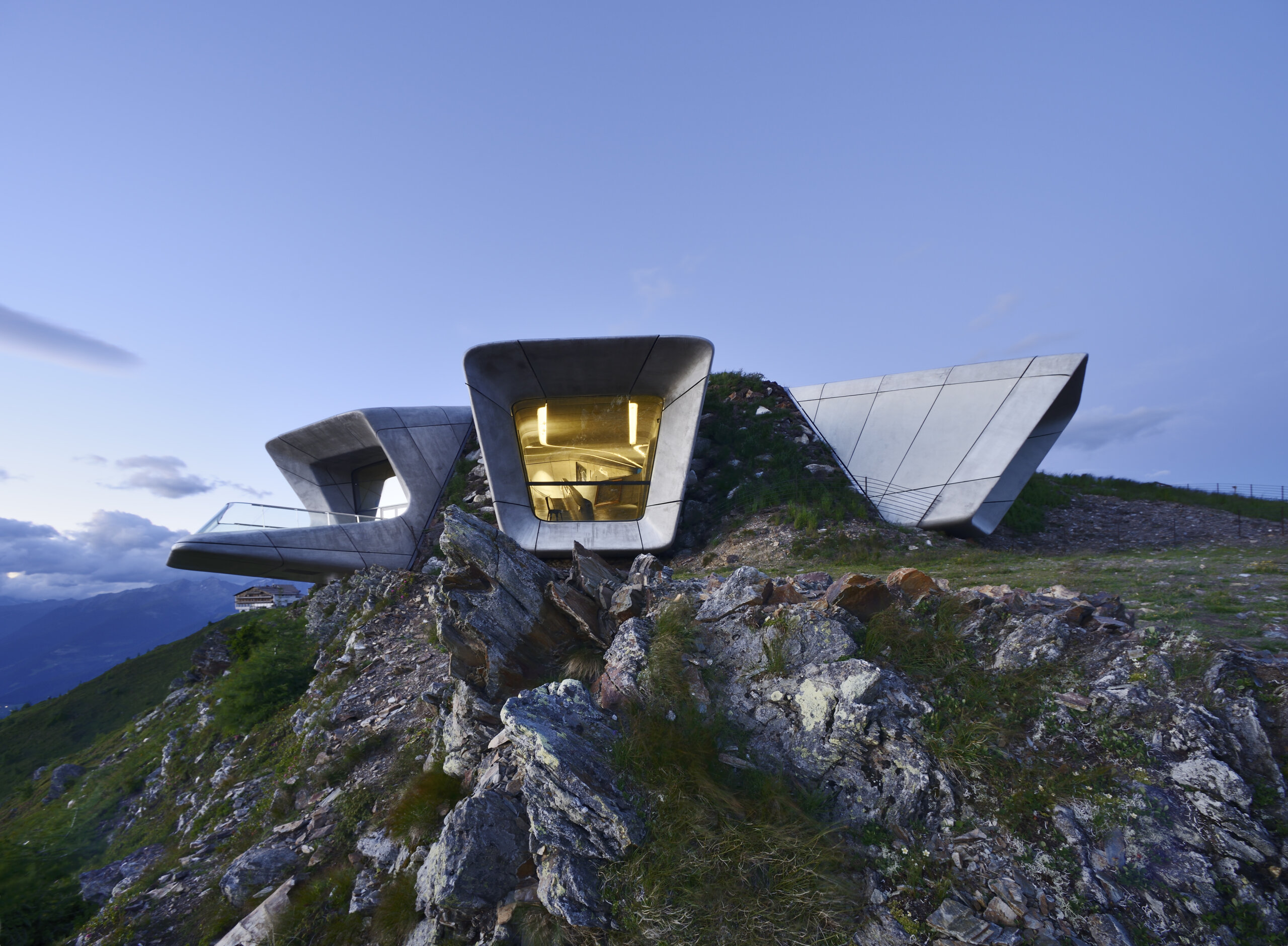 Messner Mountain Museo MMM al Plan de Corones in Val Pusteria - Hotel Mirabell Dolomites 5 stelle a Valdaora